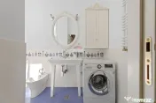 Apartament luxos cu 3 camere de închiriat - Piața Avram... 