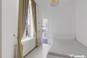 Apartament luxos cu 3 camere de închiriat - Piața Avram... 