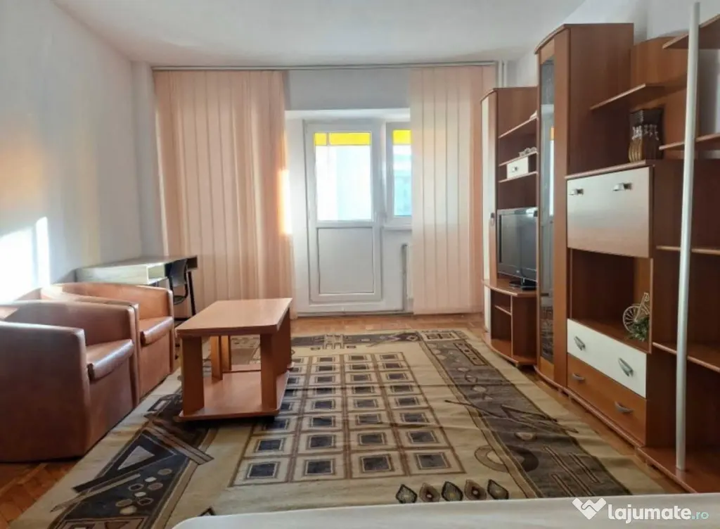 Apartament 1 camere, bld. Independentei, etaj 3.