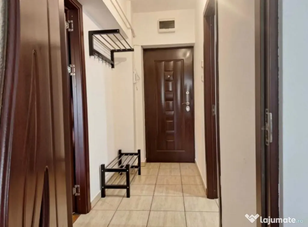 Apartament 1 camere, bld. Independentei, etaj 3.