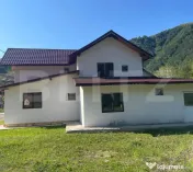 Casă individuală pentru vacanță/investiție în Mărișe 