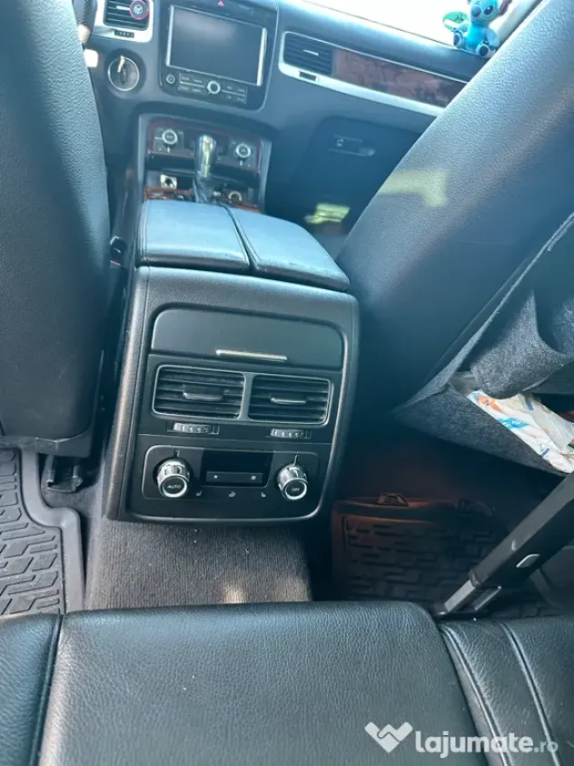 Vw touareg auto
