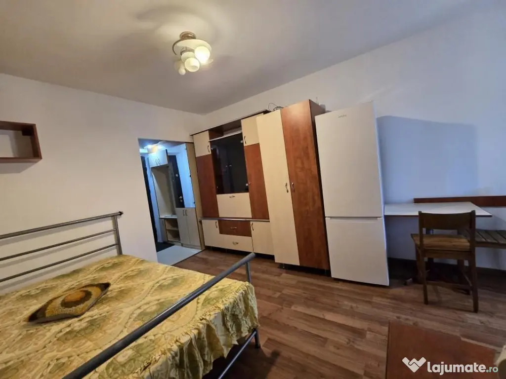 Garsonieră de închiriat | Galata | Etaj 2 | Centrală p...