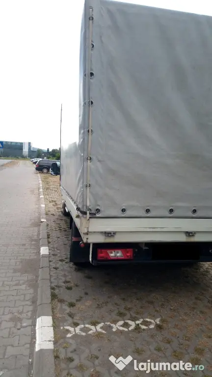 Ford Transit autoutilitara