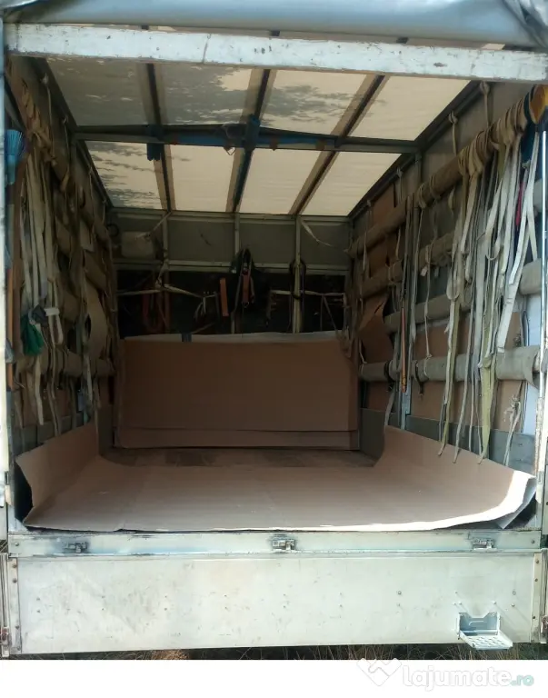 Ford Transit autoutilitara