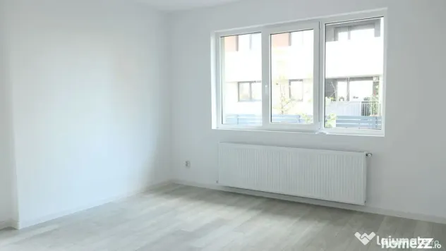 3 CAMERE LA PARTER CU CURTE PROPRIE DE 57MP, 2 BAI, POZIT...