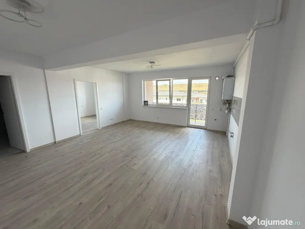 Apartament 2 camere, 50 mp, zona Teilor