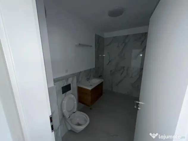 Apartament 2 camere, 50 mp, zona Teilor