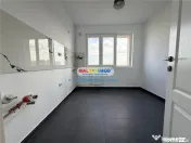 Apartament 3 camere renovat - etaj 7 - str Jean Steriadi - T