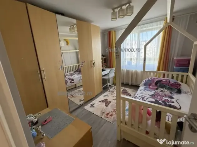 Apartament Spatios 4 Cam , 85m , Fizicienilor .