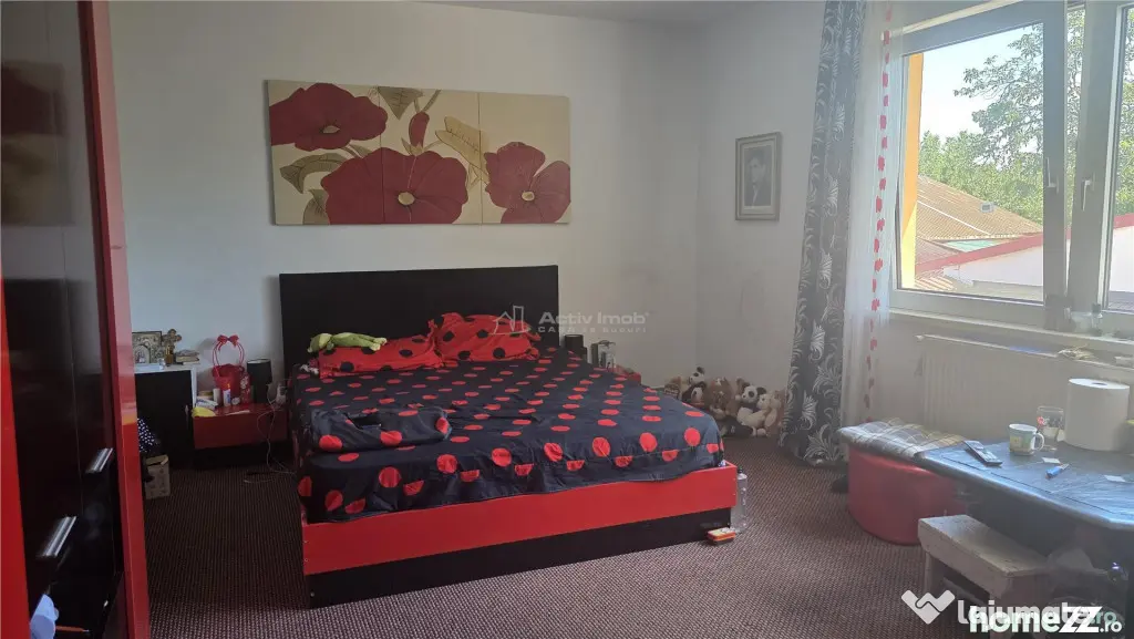 Casa P E, teren 568 mp - Valea Rosie