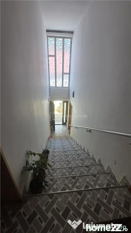 Casa P E, teren 568 mp - Valea Rosie
