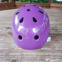 Casca de protecție Oxelo nouă pt.biciclete,role, trotinete, skateboard etc.