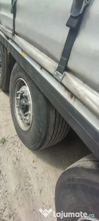 Casca de protecție Oxelo nouă pt.biciclete,role, trotinete, skateboard etc.