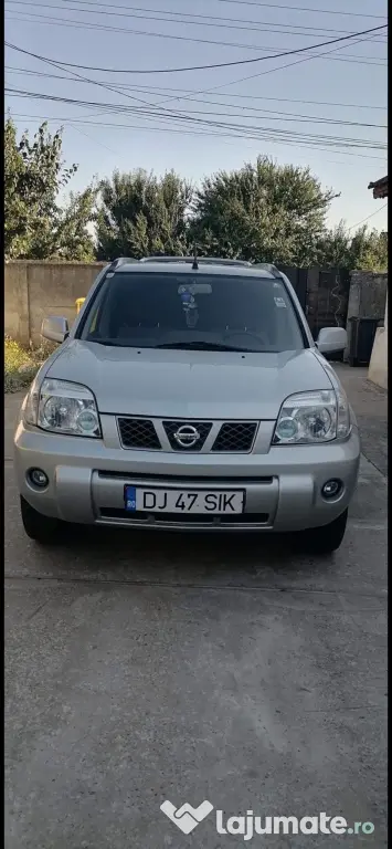 Dezmembrez Nissan X-trail t30 2.2 DCI 2005