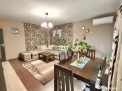Apartament de inchiriat / 3 camere/ loc de parcare privat 