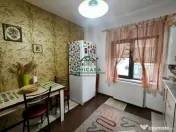 Apartament de inchiriat / 3 camere/ loc de parcare privat 