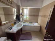 Apartament 4 camere de vanzare in Bacau bloc 2007 
