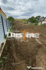 Teren intravilan 1200 mp utilități la asfalt investiți...