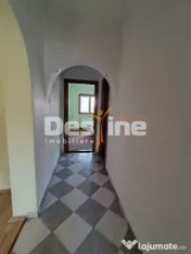 Apartament de vânzare, zona PODU ROȘ, 3 camere, semidec... 