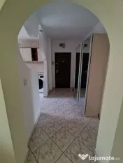 Apartament de vânzare, zona PODU ROȘ, 3 camere, semidec...