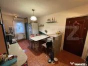 Apartament 3 camere, parcare, zona Manastur 
