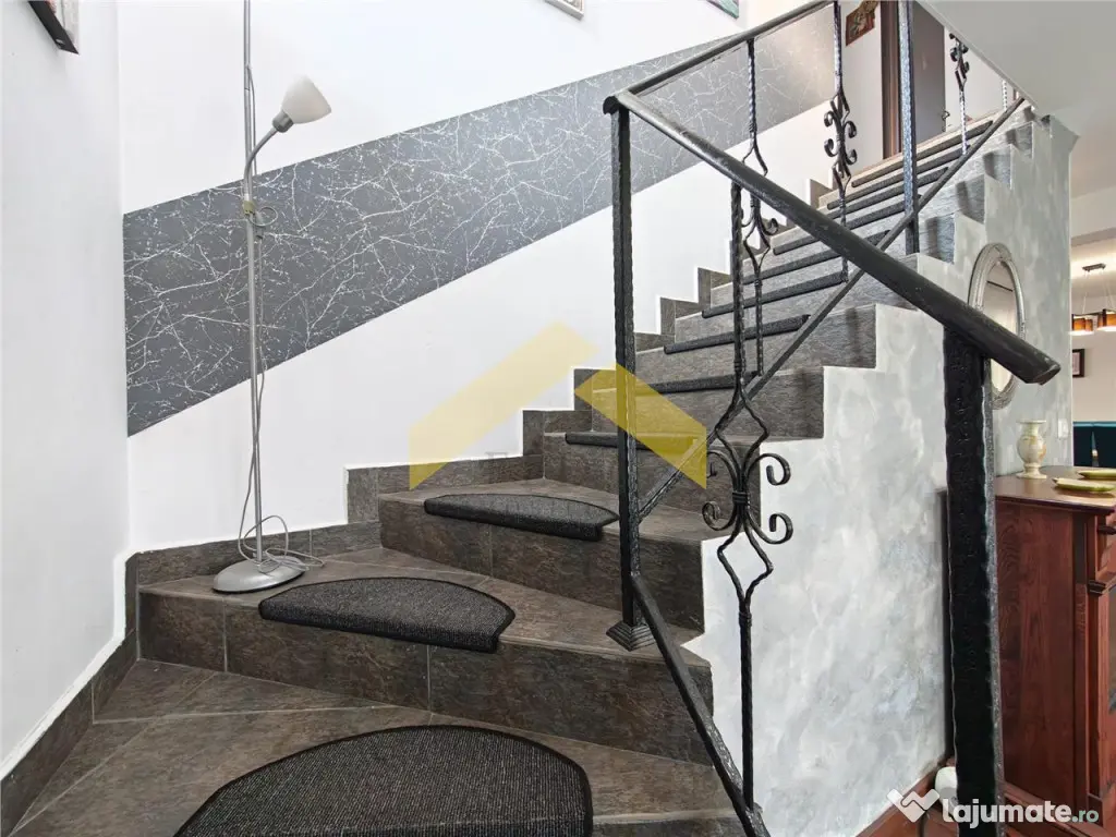 Casa de - Via Carmina - Vladimirescu complet mobilata si ut - Vladimirescu (Arad)