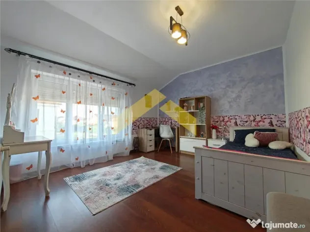 Casa de - Via Carmina - Vladimirescu complet mobilata si ut - Vladimirescu (Arad)