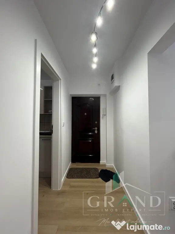 Apartament 3 camere de vanzare, 2 bai , Zorilor