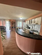 Casă de vânzare – o proprietate cu un potențial excelen 