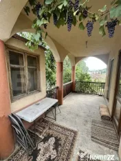 Casă de vânzare – o proprietate cu un potențial excelen 