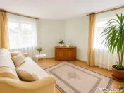 Casa cu 6 camere, 600 mp teren, pomi fructiferi, toate utili 