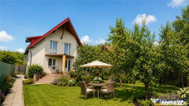 Casa cu 6 camere, 600 mp teren, pomi fructiferi, toate utili - Brasov (Brasov)
