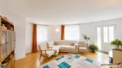 Casa cu 6 camere, 600 mp teren, pomi fructiferi, toate utili 