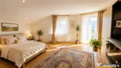 Casa cu 6 camere, 600 mp teren, pomi fructiferi, toate utili 