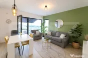 Casă tip duplex, complet mobilată, cu 250 mp curte și ter