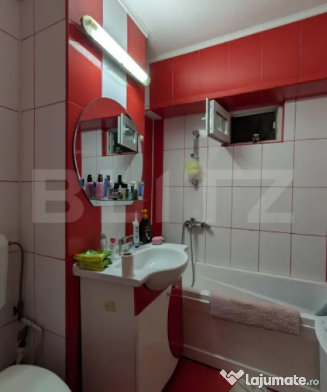 Apartament 3 camere, 67 mp, decomandat — Târgoviște, zon