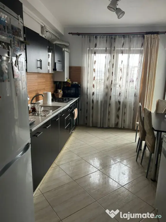 Apartament 2 camere 41mp+balcon 2,5mp zona Marasti