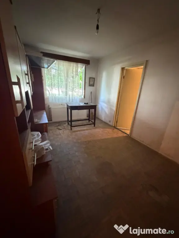 Apartament 2 camere, parter, Craiovita - B-dul Oltenia, stat