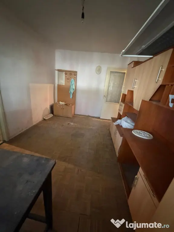 Apartament 2 camere, parter, Craiovita - B-dul Oltenia, stat