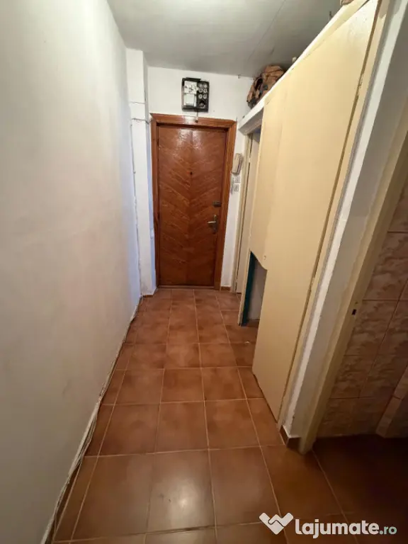 Apartament 2 camere, parter, Craiovita - B-dul Oltenia, stat