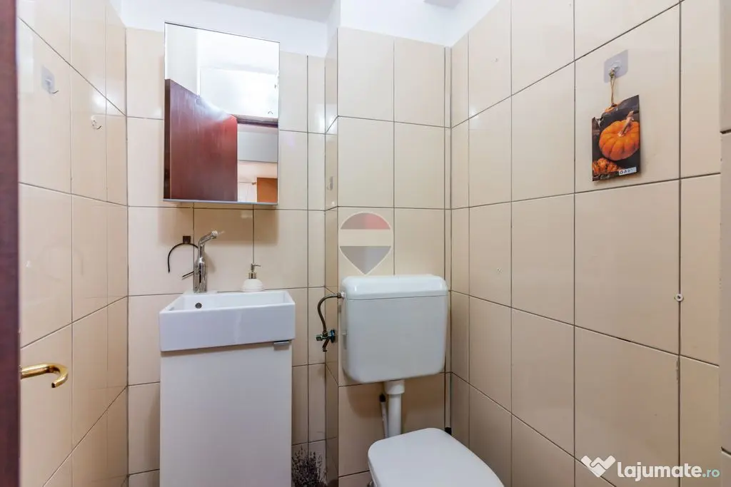 Casă / Vilă cu 6 camere de vanzare in Corbeanca, centru...
