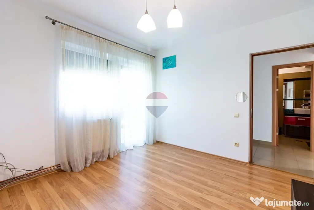 Casă / Vilă cu 6 camere de vanzare in Corbeanca, centru...