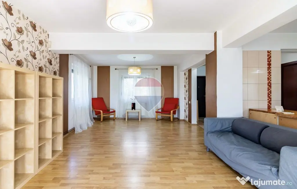 Casă / Vilă cu 6 camere de vanzare in Corbeanca, centru...