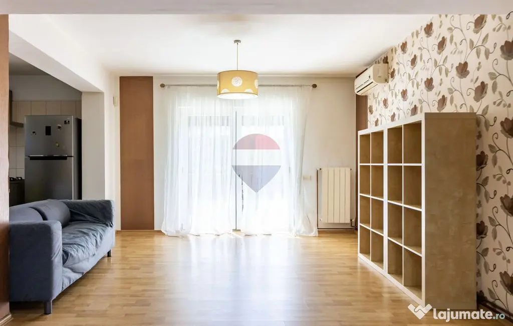 Casă / Vilă cu 6 camere de vanzare in Corbeanca, centru...