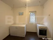 Casă cu 2 locuințe și teren ~200 mp în Dorobanți – M? 