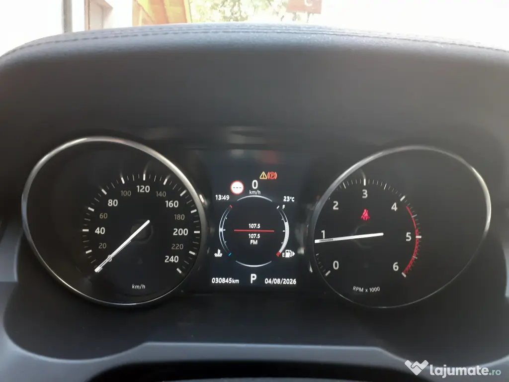 Range Rover Evoque 2.0 D240 R-Dynamic > 240CP > 31.000Km reali > fara avarii