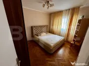 Apartament spațios cu 4 camere, 3 dormitoare și parcar 