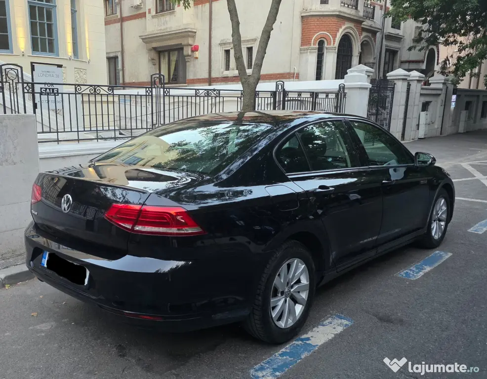 VW Passat B8 1.6 TDI-2018-143.000 km-Navi mare-Manuală