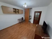 Garsonieră parter zona CET 